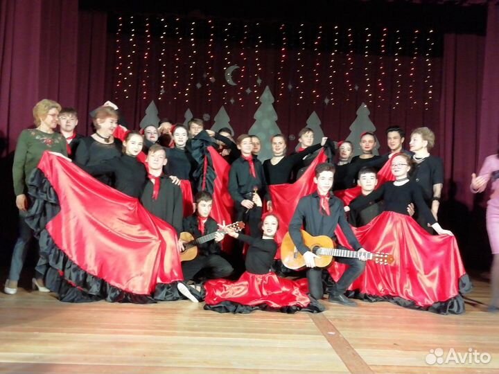 Испанский костюм прокат 9шт