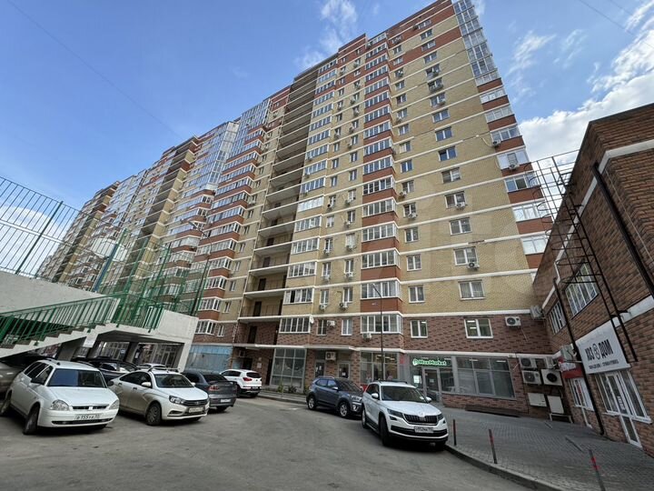 3-к. квартира, 97 м², 5/17 эт.