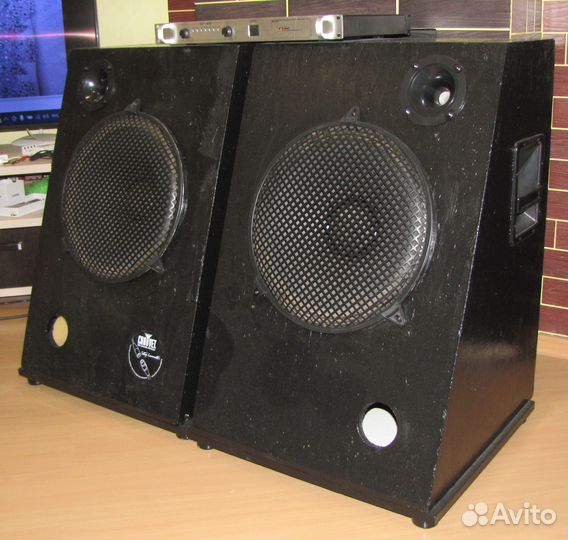 Колонки Pyramid 1200W 2шт Pro-15