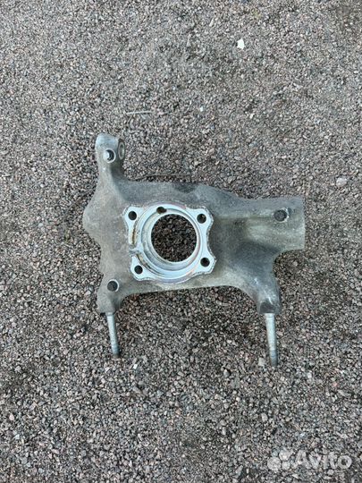 BMW M3/M4 G80/G82 AWD Кулак поворотный 31218095649