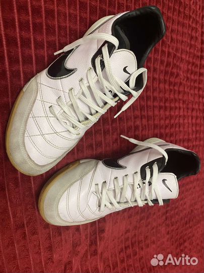 Футбольные бутсы 42 размер