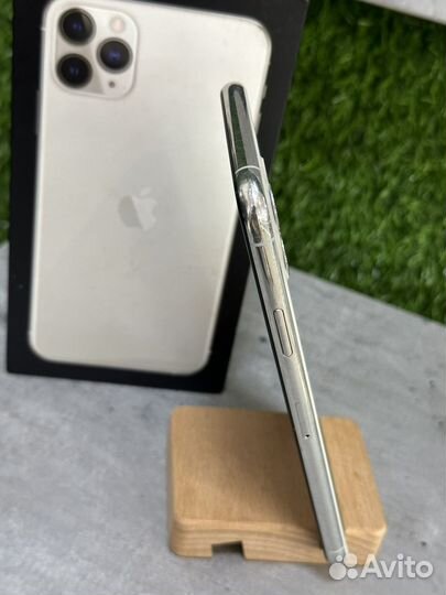iPhone 11 Pro Max, 64 ГБ