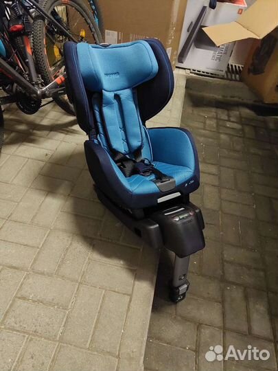 Детское автокресло Recaro Optiafix