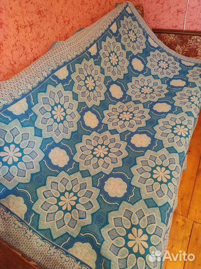 Покрывало на кровать бу