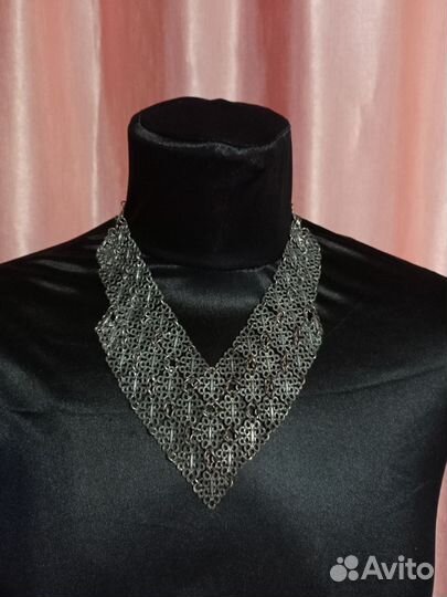 Ожерелье-воротник