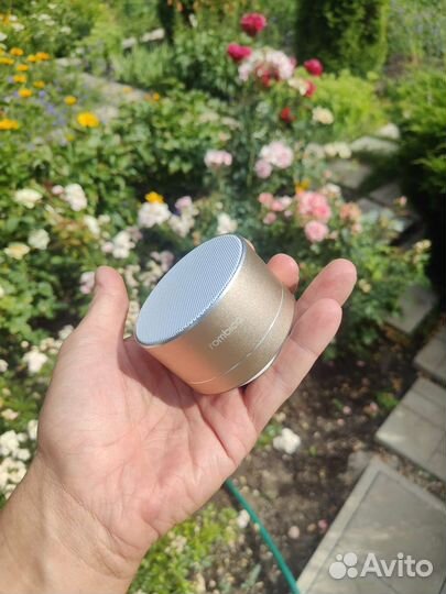 Bluetooth колонка новая. 10 ват