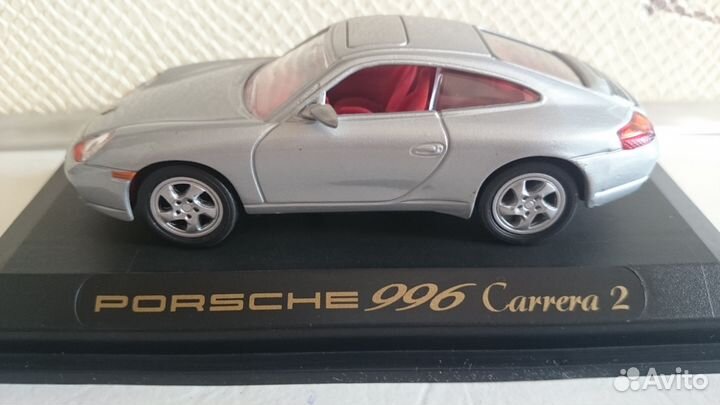 Porsche 911 Carrera 2 (996)
