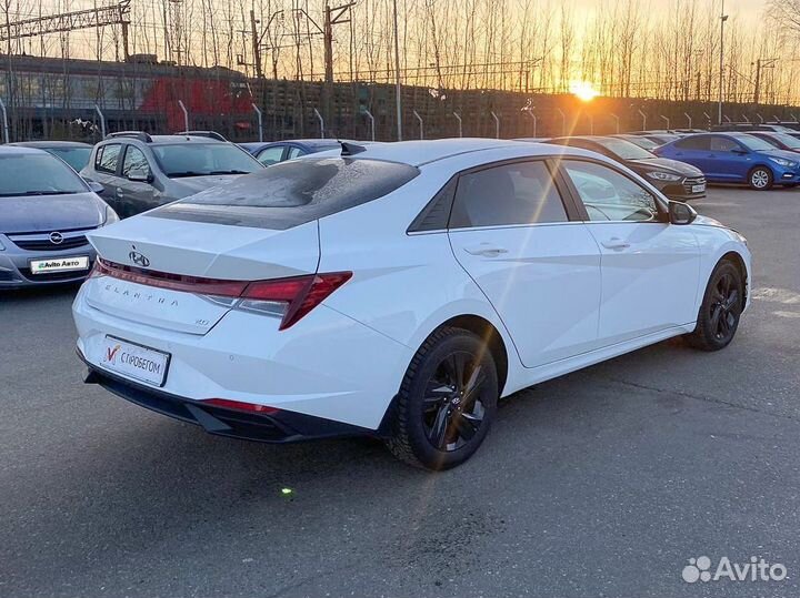 Hyundai Elantra 2.0 AT, 2021, 40 261 км