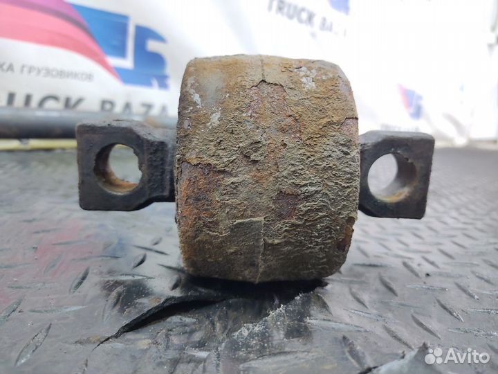 Тяга реактивная V-образная Iveco Stralis