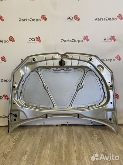 Капот Volkswagen Polo хэтчбек 2010 оригинал