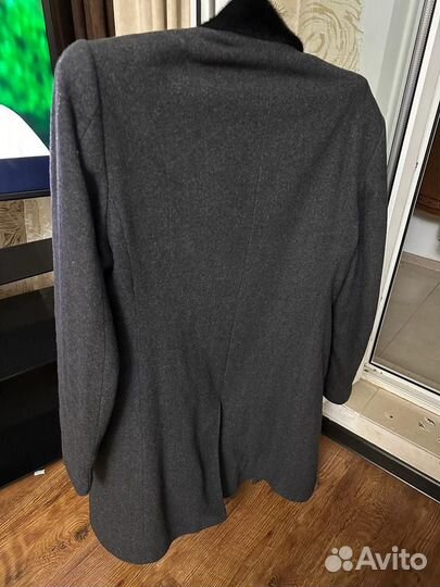 Пальто мужское в хорошем состоянии