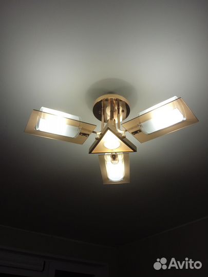 Люстра потолочная бу