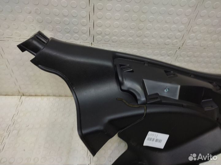Обшивка салона задняя правая Lexus Rx 4 AL20 2015
