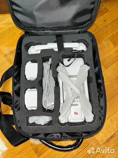 Квадрокоптер Xiaomi Fimi X8 SE 2022 V2 combo