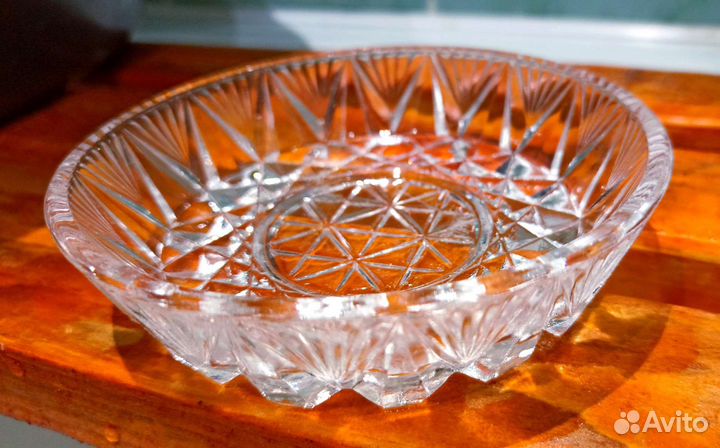 Конфетницы, креманкт, вазы, тарелки посудассср