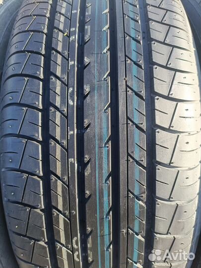 Yokohama dB Decibel E70 215/55 R17