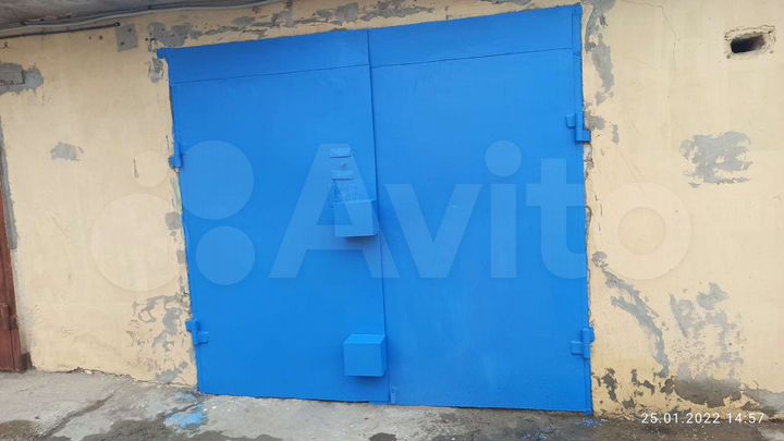 Гараж, > 30 м²