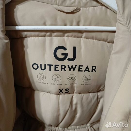 Пуховик зимний женский 140