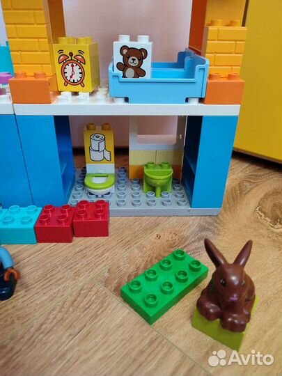 Lego Duplo Парк аттракционов, Большой семейный дом