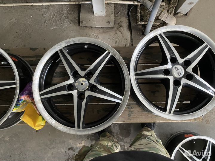 Автомобильные диски