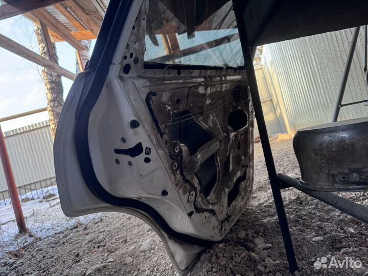 Дверь задняя левая nissan ad Y11
