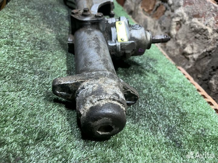 Рулевая рейка Audi 80 B3 c гур