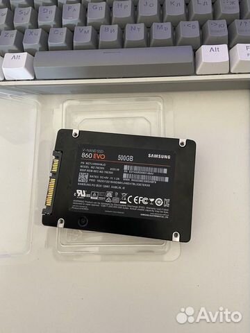 SATA накопитель Samsung 860 EVO на 500 Gb