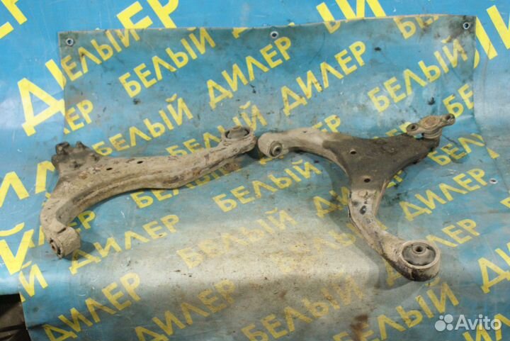 Передний рычаг Hyundai Tucson JM