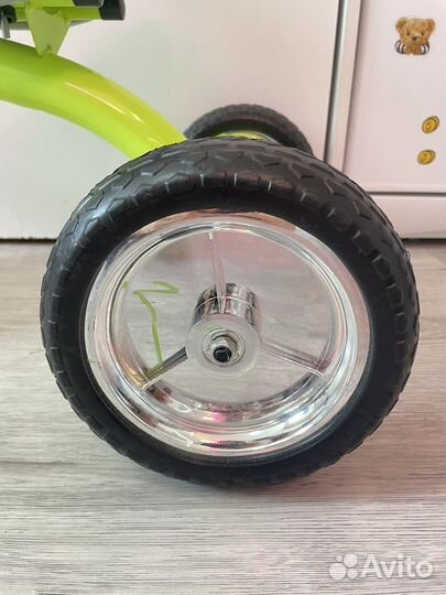 Детский трехколесный велосипед