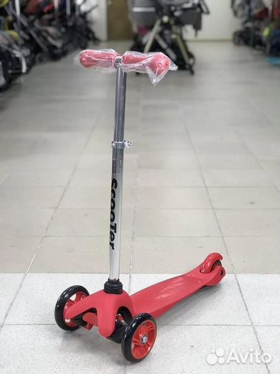 Трехколесный самокат