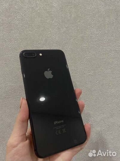 iPhone 8 Plus, 64 ГБ