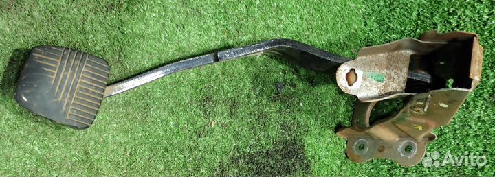 Педаль тормоза Primera P11 б\у