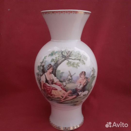 Вазы, фарфор песочное