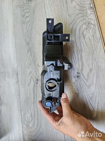 Противотуманная фара BMW X1 E87