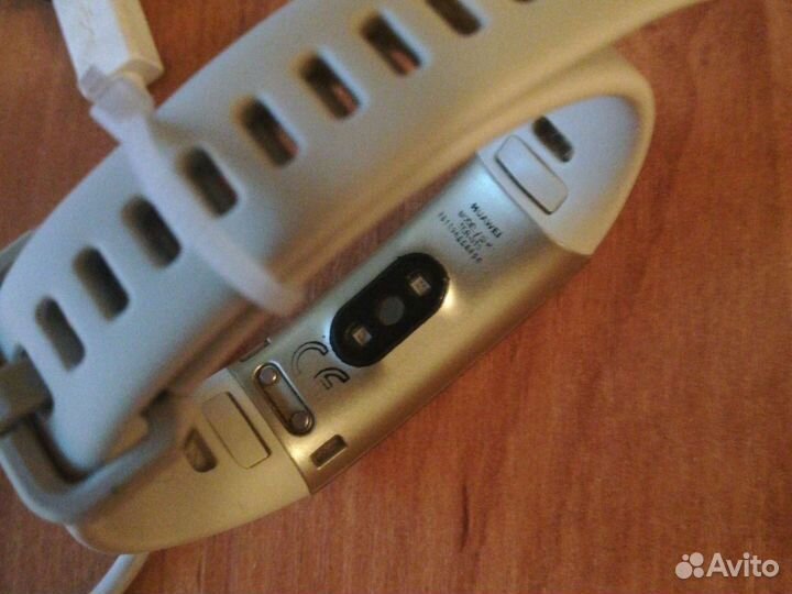 Фитнес браслет