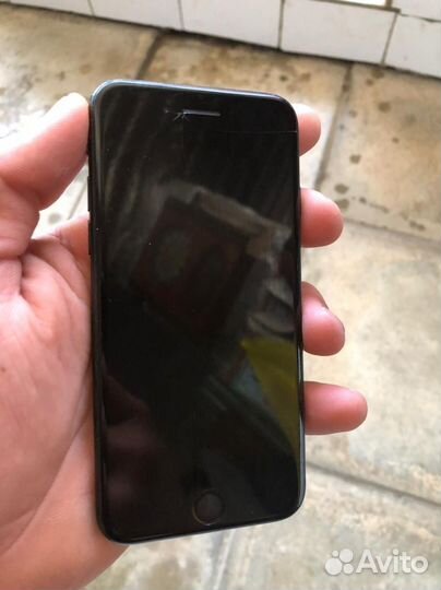 Телефон iPhone