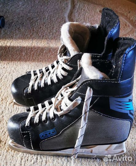 Коньки хоккейные