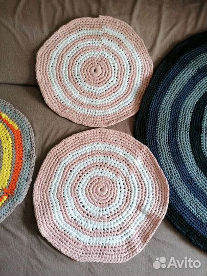 Коврик ручной работы