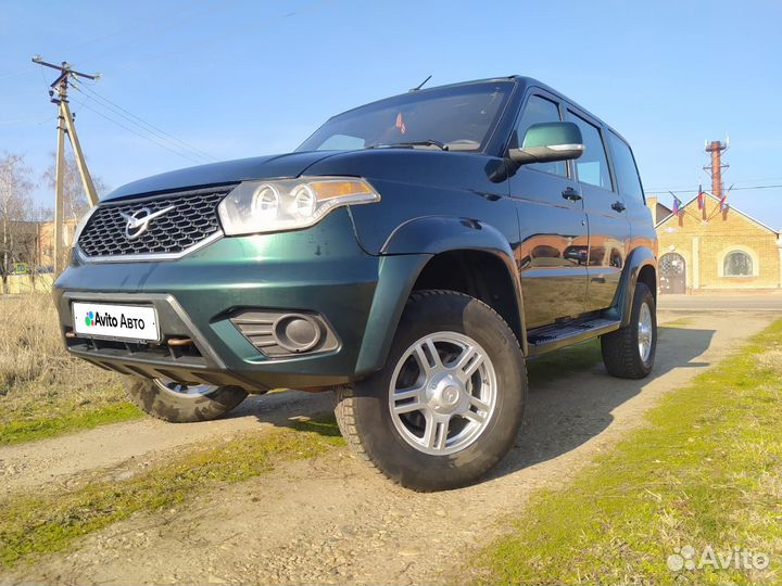 УАЗ Patriot 2.7 МТ, 2018, 200 000 км