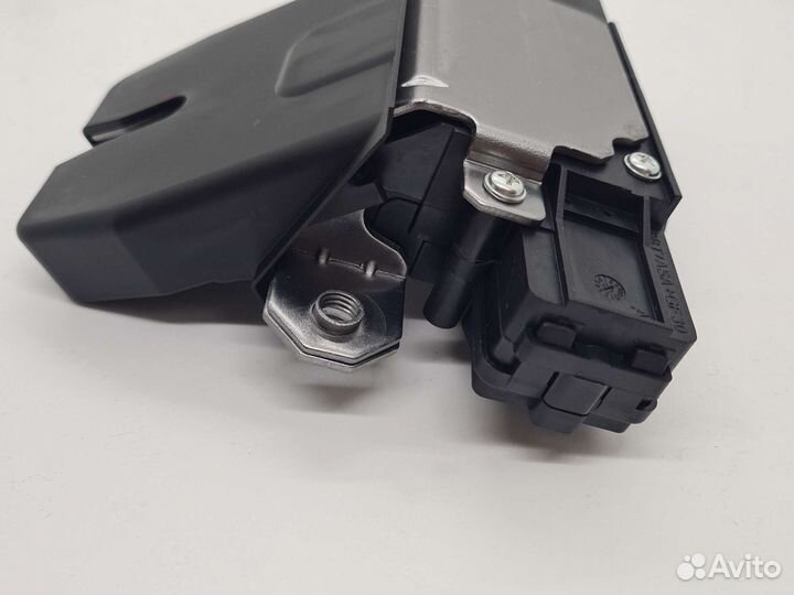 Замок крышки багажника Ford Focus 2 Фокус 2