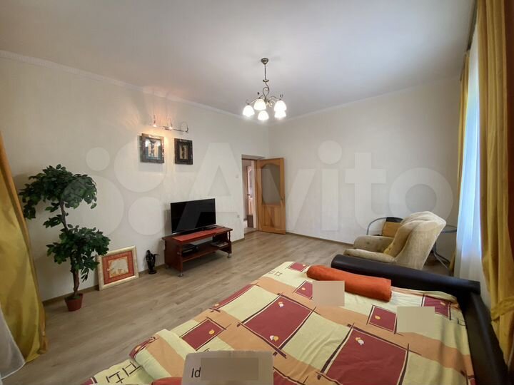 Дом 65 м² на участке 1 сот.