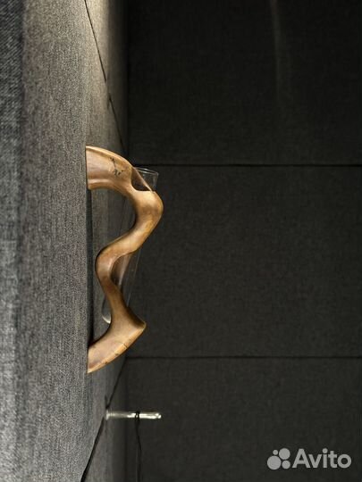 Настенная ваза из дерева