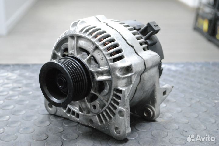 Генератор Skoda Felicia, Octavia, Golf 4 1.6 б/у