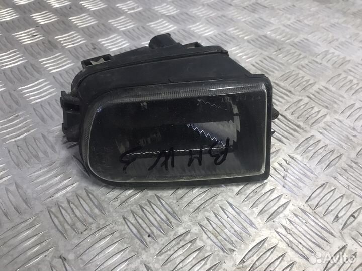 Фара противотуманная левая BMW E39