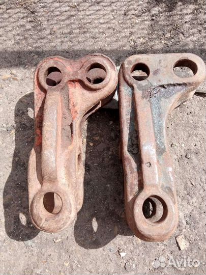 Серьга для трактора