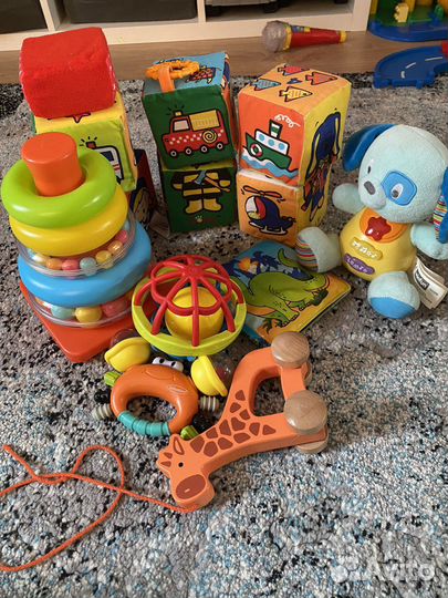 Игрушки для малышей пакетом