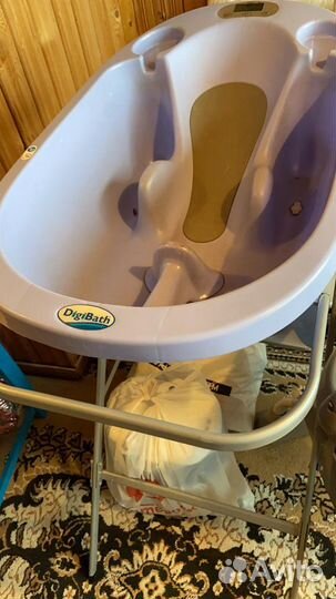 Детская ванночка с весами и термометром DigiBath