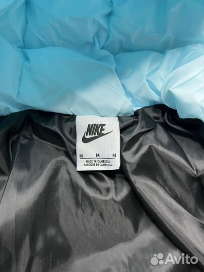 Пуховик Nike windrunner