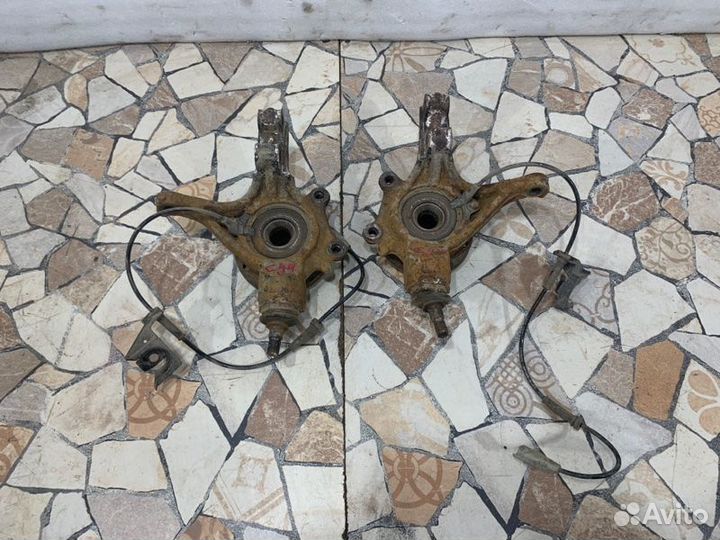 Кулак поворотный передний Citroen C4 хэтчбэк EP6