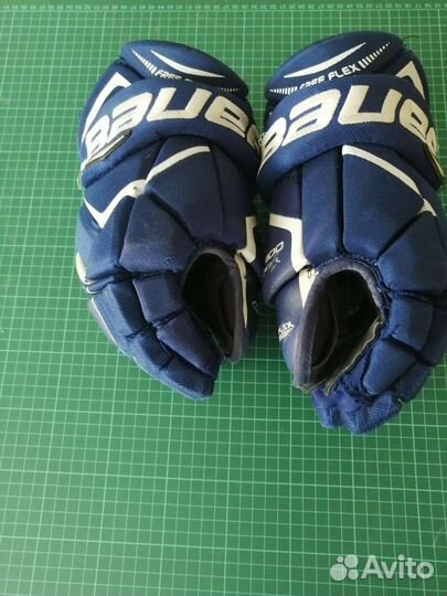 Краги хоккейные